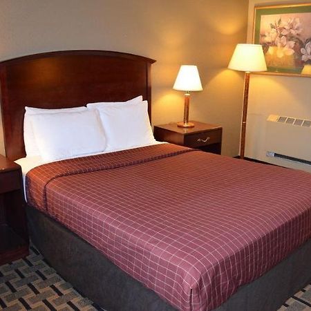 Shorecrest Motor Inn Detroit Zewnętrze zdjęcie